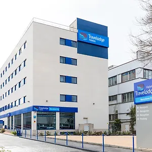 travelodge-barcelona-fira.top-hotels-tarragona.com/